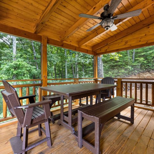 023-Screened-Porch-1