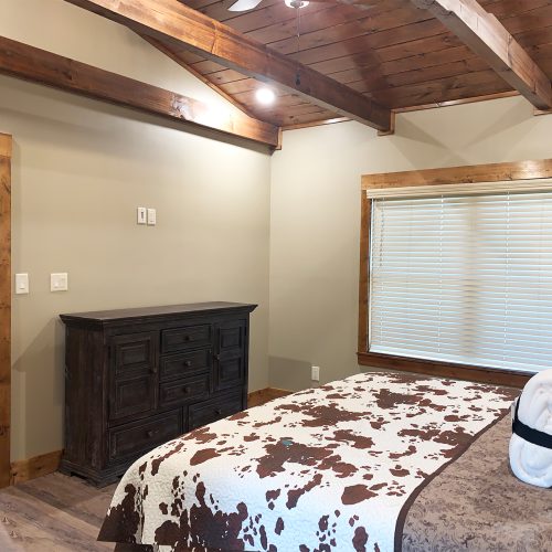 Beds-1-Powder-Run-Lodge