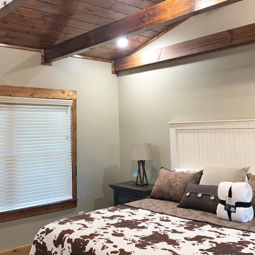 Beds-11-Powder-Run-Lodge