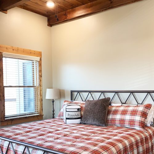 Beds-3-Powder-Run-Lodge