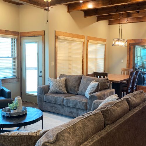 Living-Area-9-Powder-Run-Lodge