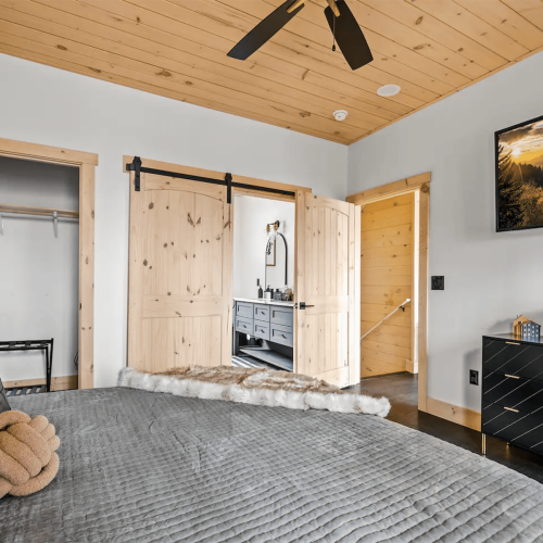 Master-Bed-2-Ash-Pass