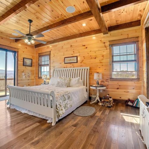 Sawtooth-Lodge-Bed-1