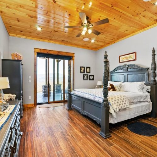 Sawtooth-Lodge-Bed-4
