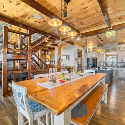 Sawtooth-Lodge-Dining-1