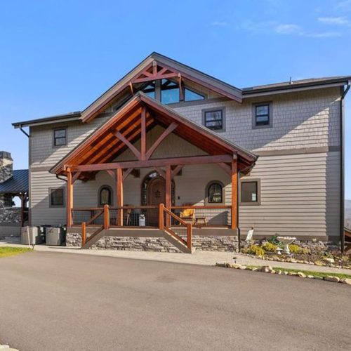 Sawtooth-Lodge-Ext-1