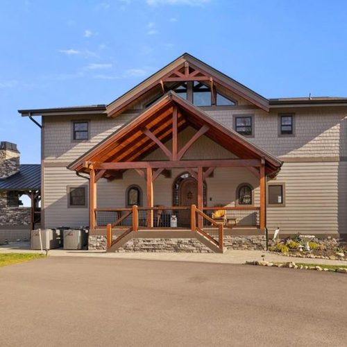 Sawtooth-Lodge-Ext-3