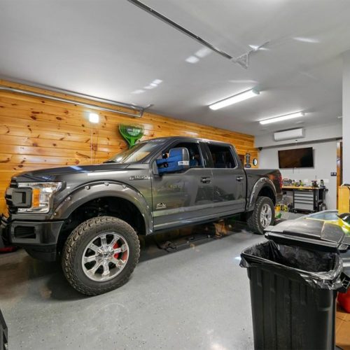 Sawtooth-Lodge-Garage-1