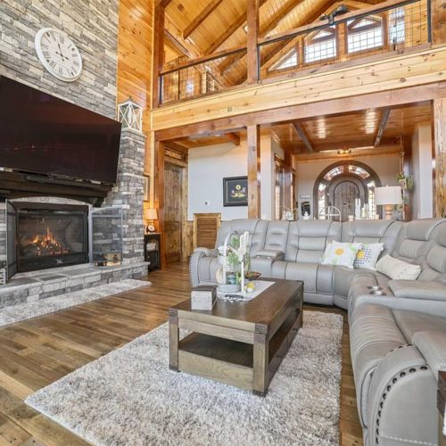 Sawtooth-Lodge-Great-Room-3