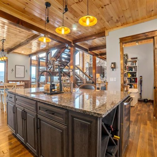 Sawtooth-Lodge-Kitchen-3