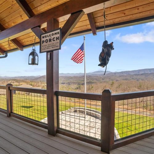 Sawtooth-Lodge-Porch-3