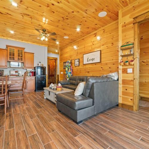 Sawtooth-Lodge-Rec-Room-2